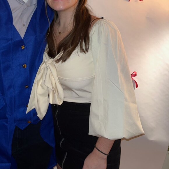 LYANER Women's Tie Front Long Sleeve Crop Blouse - Picture 4 of 5